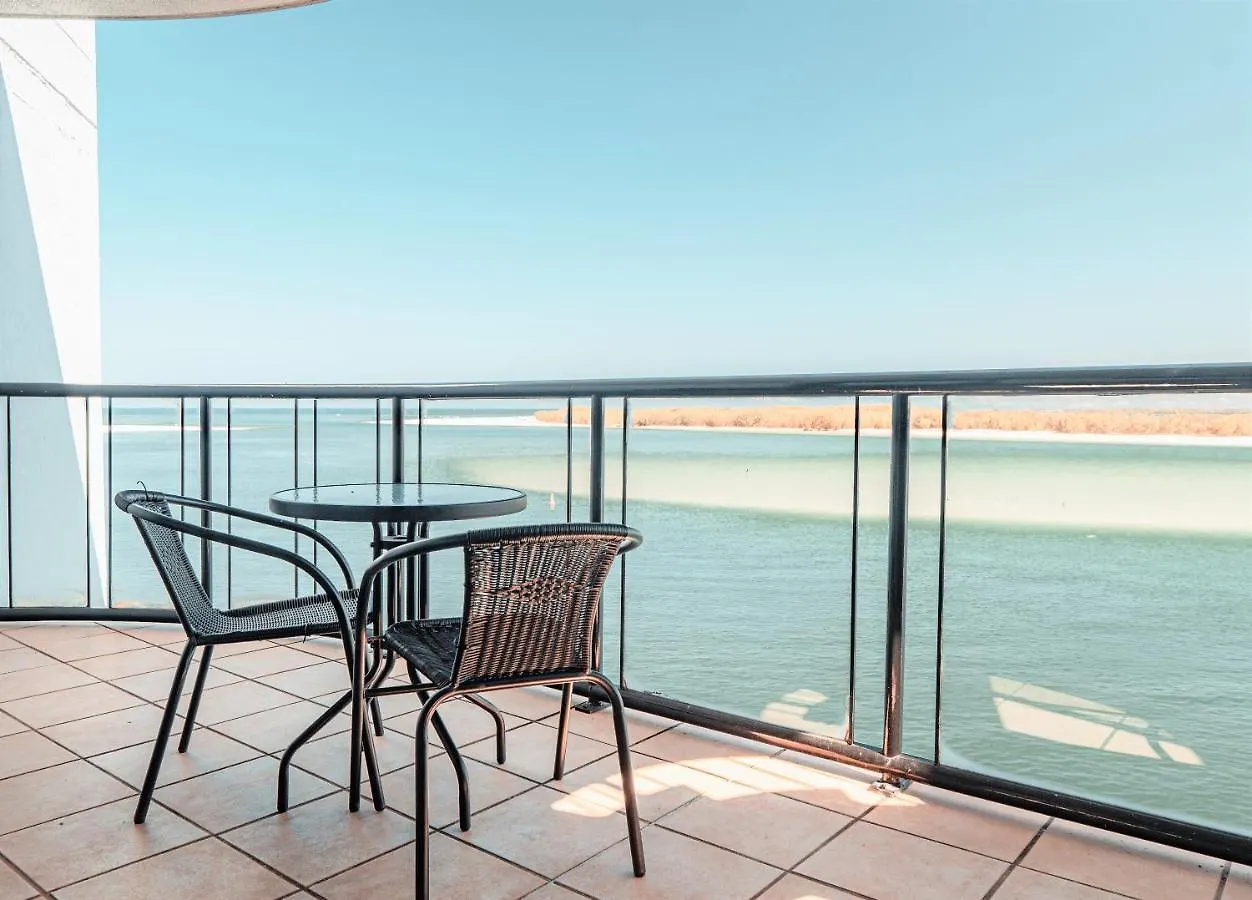 La Promenade Aparthotel Caloundra Australia