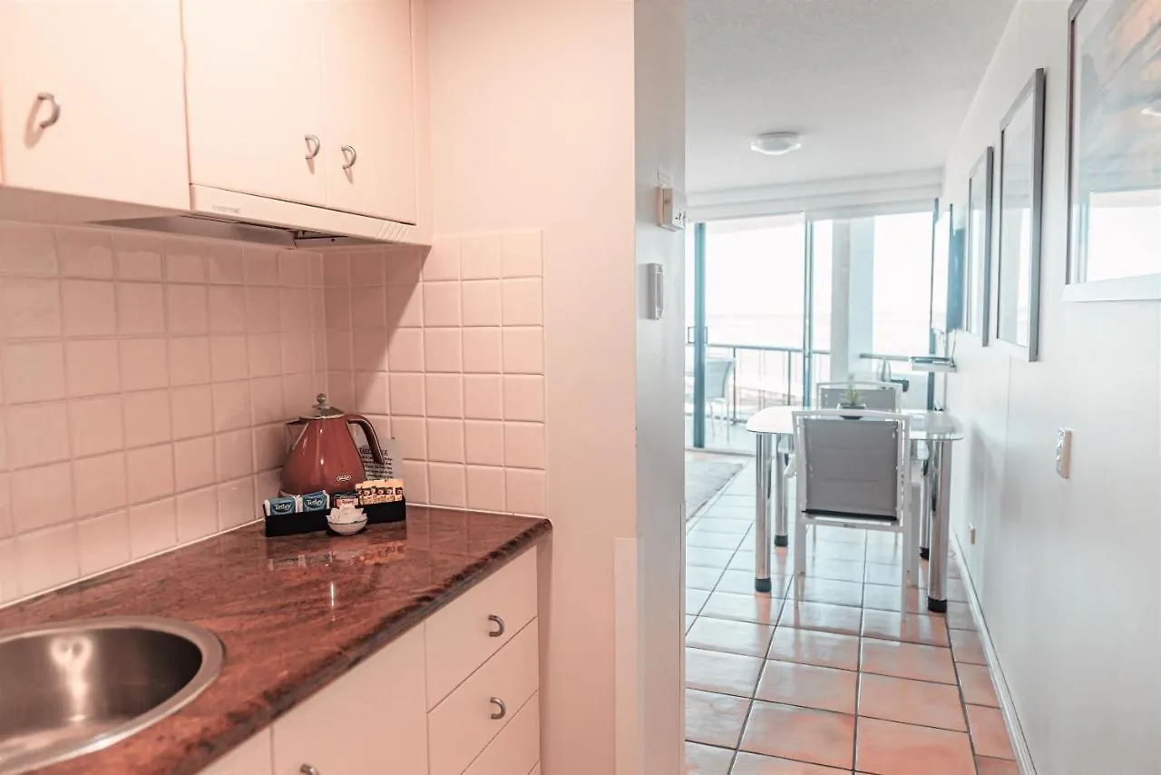 ****  La Promenade Aparthotel Caloundra Australia